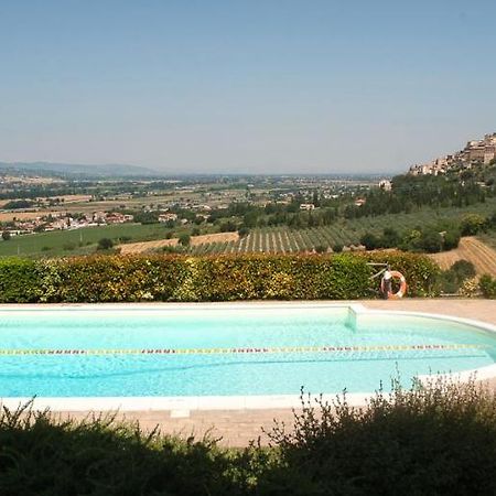 Agriturismo Fiordaliso Trevi Exterior foto
